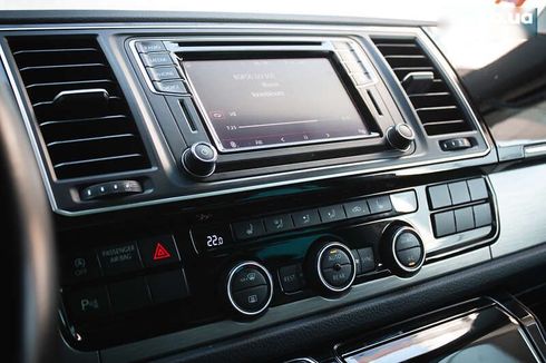 Volkswagen Multivan 2017 - фото 29