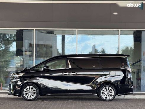 Toyota Vellfire 2017 - фото 13