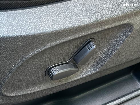 Ford Kuga 2012 коричневый - фото 21