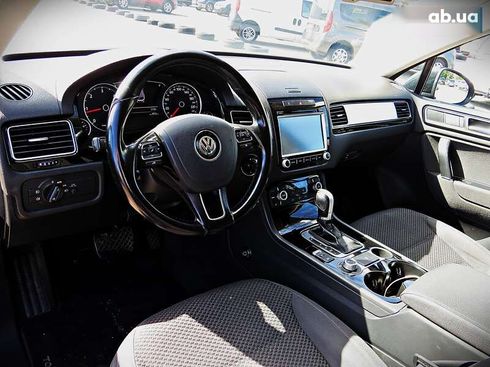 Volkswagen Touareg 2015 - фото 6