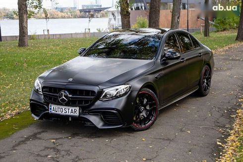 Mercedes-Benz E-Класс 2017 - фото 3