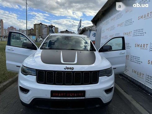 Jeep Grand Cherokee 2017 - фото 24