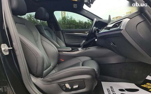 BMW 5 серия 2018 - фото 9