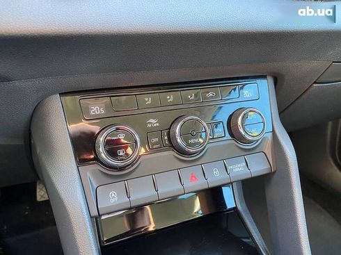Skoda Karoq 2021 - фото 18