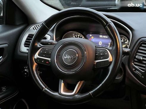 Jeep Compass 2021 - фото 19