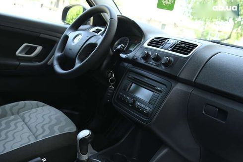Skoda Fabia 2009 - фото 27