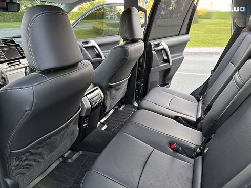 Toyota Land Cruiser Prado 2021 - фото 28