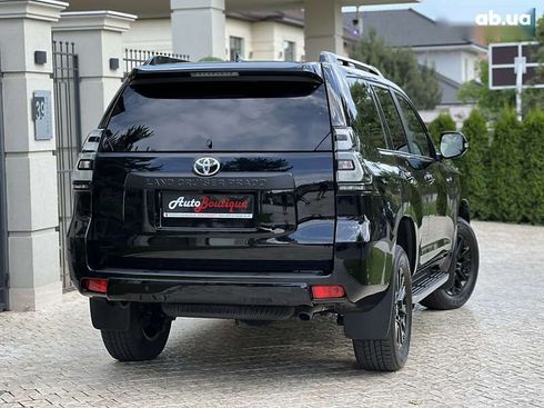 Toyota Land Cruiser Prado 2023 - фото 14