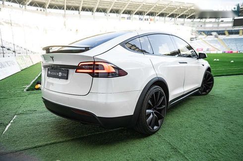 Tesla Model X 2017 - фото 15