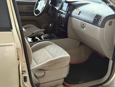 Kia Sorento 2003 бежевый - фото 16