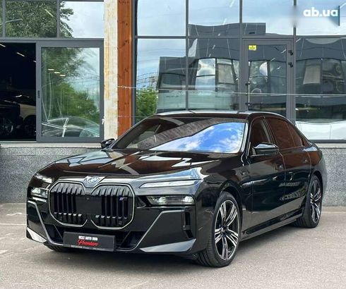 BMW 7 серия 2023 - фото 9