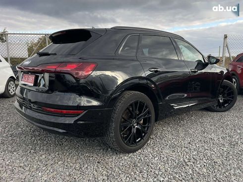 Audi E-Tron 2021 - фото 18
