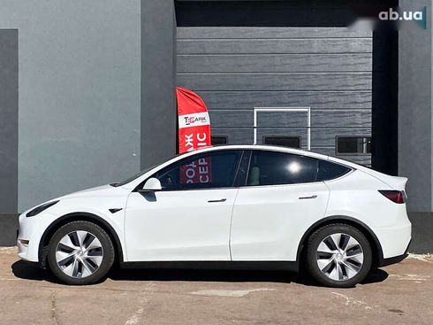 Tesla Model Y 2021 - фото 6
