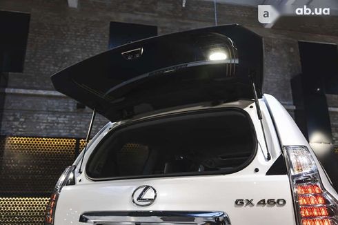 Lexus GX 2017 - фото 11