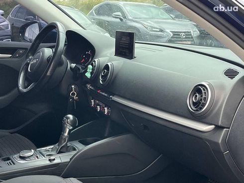Audi A3 2016 синий - фото 16