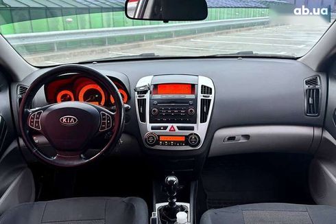 Kia Cee'd 2008 - фото 13