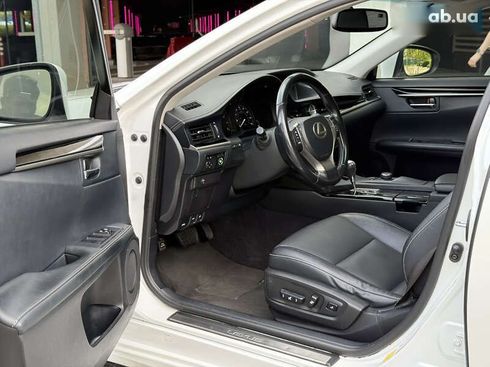 Lexus ES 2015 - фото 11