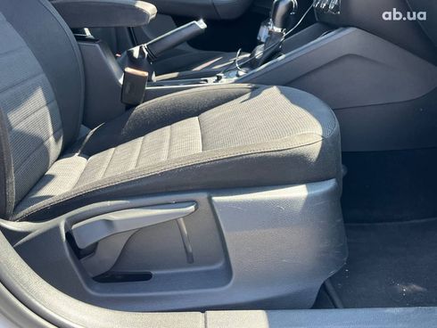Skoda Octavia 2015 белый - фото 7