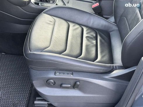 Volkswagen Tiguan 2021 - фото 16