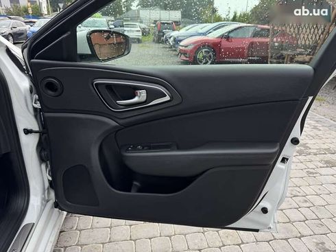 Chrysler 200 2016 - фото 24