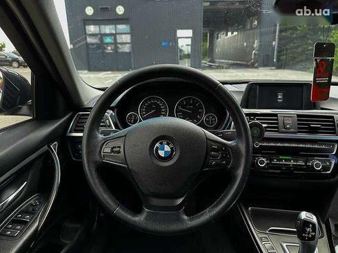 BMW 3 серия 2017 - фото 16