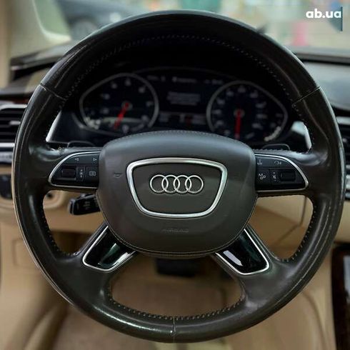 Audi A8 2016 - фото 20