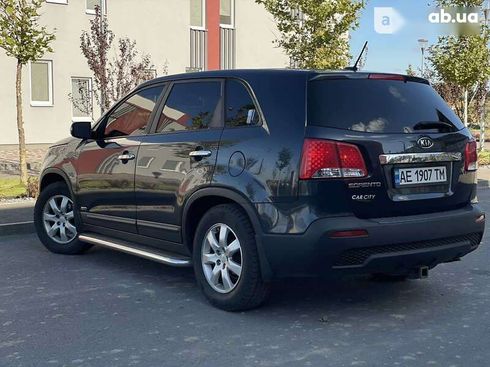 Kia Sorento 2012 - фото 5