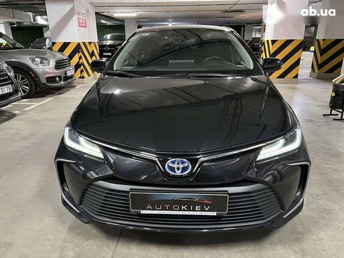 Toyota Corolla 2019 - фото 12