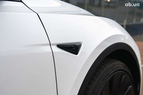 Tesla Model Y 2022 - фото 11
