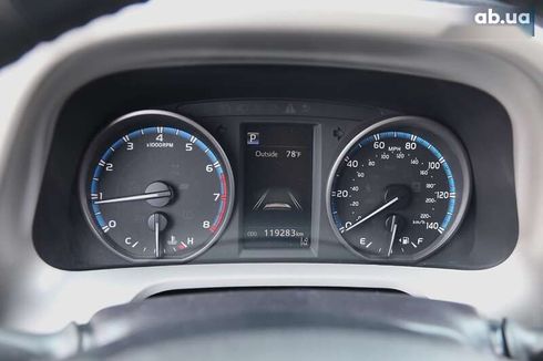 Toyota RAV4 2017 - фото 16