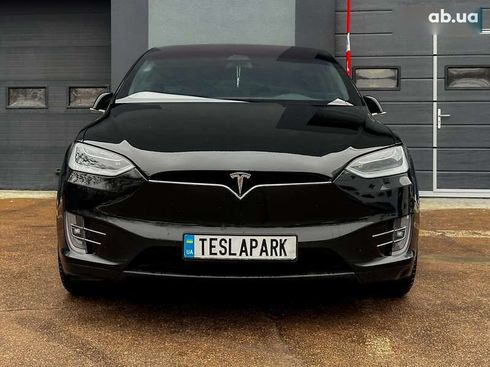 Tesla Model X 2019 - фото 2