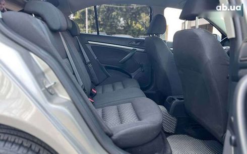Skoda Octavia 2011 - фото 28
