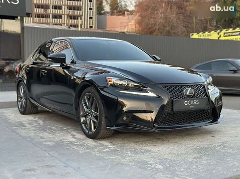 Lexus IS 2016 - фото 3