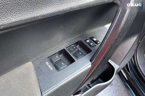 Toyota Corolla 2016 - фото 18