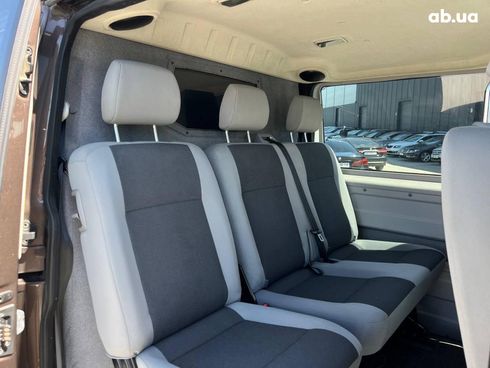 Volkswagen Transporter 2014 коричневый - фото 30