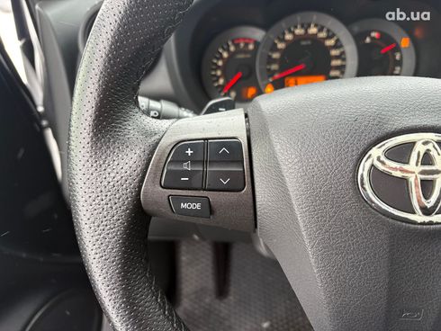Toyota RAV4 2012 серый - фото 20