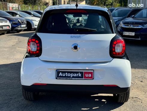 Smart Forfour 2018 белый - фото 14