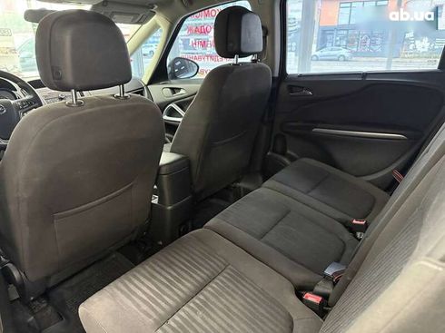 Opel Zafira 2015 - фото 27