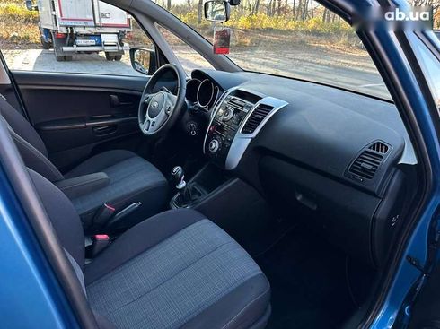 Kia Venga 2010 - фото 16