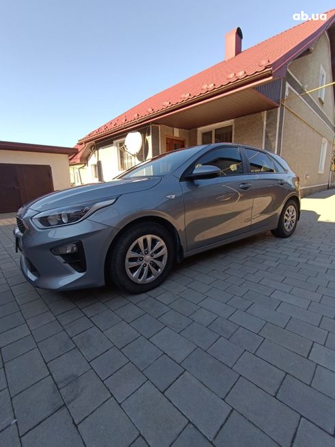 Kia Ceed GT 2019 серый - фото 8