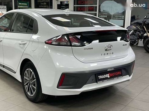 Hyundai Ioniq 2021 - фото 11