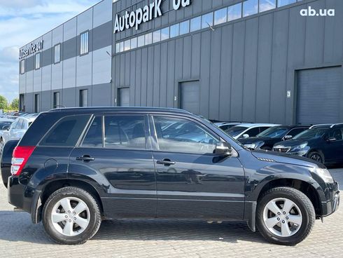 Suzuki Grand Vitara 2010 черный - фото 5