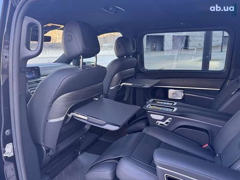 Mercedes-Benz V-Класс 2024 - фото 25