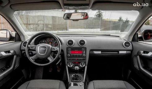 Audi A3 2009 черный - фото 4