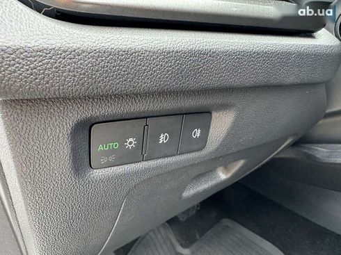 Skoda Octavia 2020 - фото 18