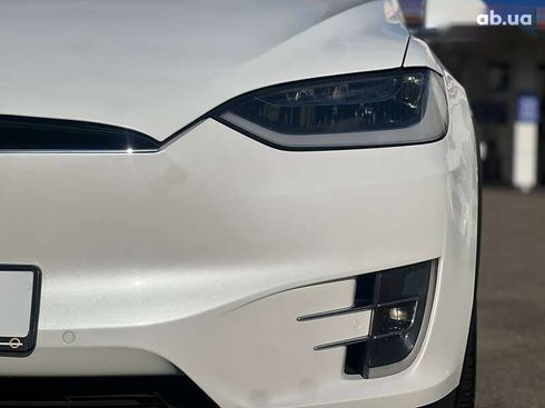 Tesla Model X 2019 - фото 8
