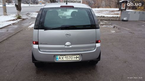 Opel Meriva 2007 серебристый - фото 2