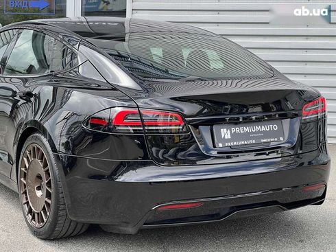 Tesla Model S 2023 - фото 10