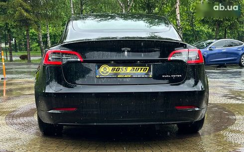Tesla Model 3 2020 - фото 6