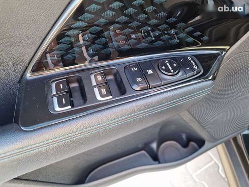 Kia Niro 2019 - фото 19